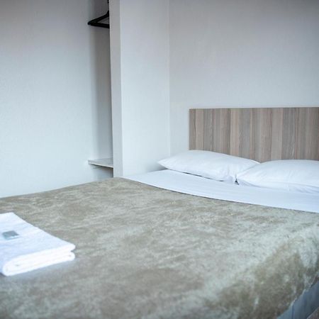 Ecomotel Marlboro Йоханнесбург Экстерьер фото