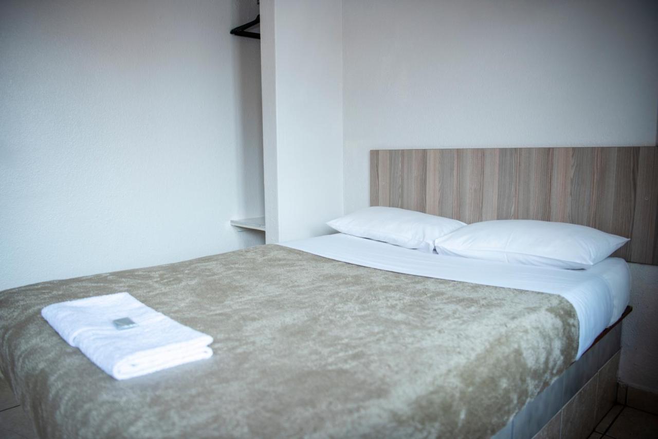 Ecomotel Marlboro Йоханнесбург Экстерьер фото