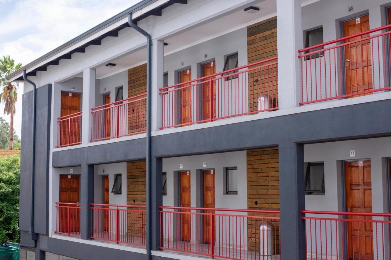 Ecomotel Marlboro Йоханнесбург Экстерьер фото